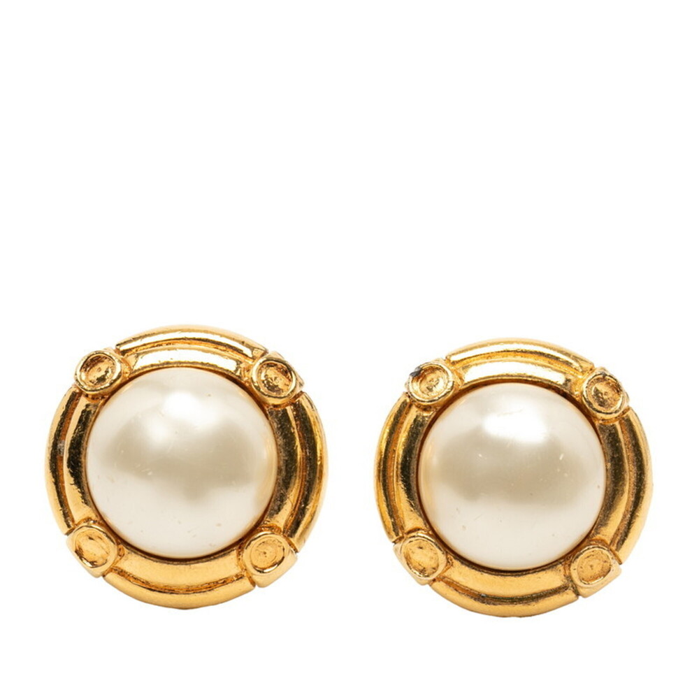 CHANEL Gold Pearl Earrings